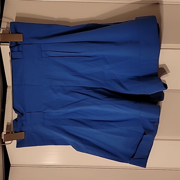 NWOT Gabrielle Union Shorts Royal - Picture 3 of 3